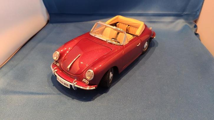 Modelauto 1:18 Porsche Cabriolet 356 B uit 1961, Hobby en Vrije tijd, Modelauto's | 1:18, Zo goed als nieuw, Auto, Bburago, Ophalen of Verzenden