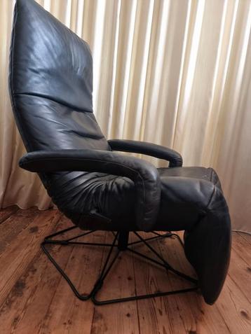 Jori zwart leren vintage design stoel fauteuil  beschikbaar voor biedingen