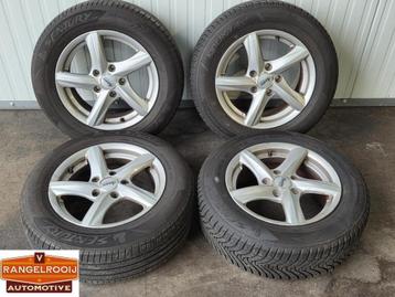 Set 15" lm velgen, 5x114.3 met banden tbv Renault Mégane beschikbaar voor biedingen