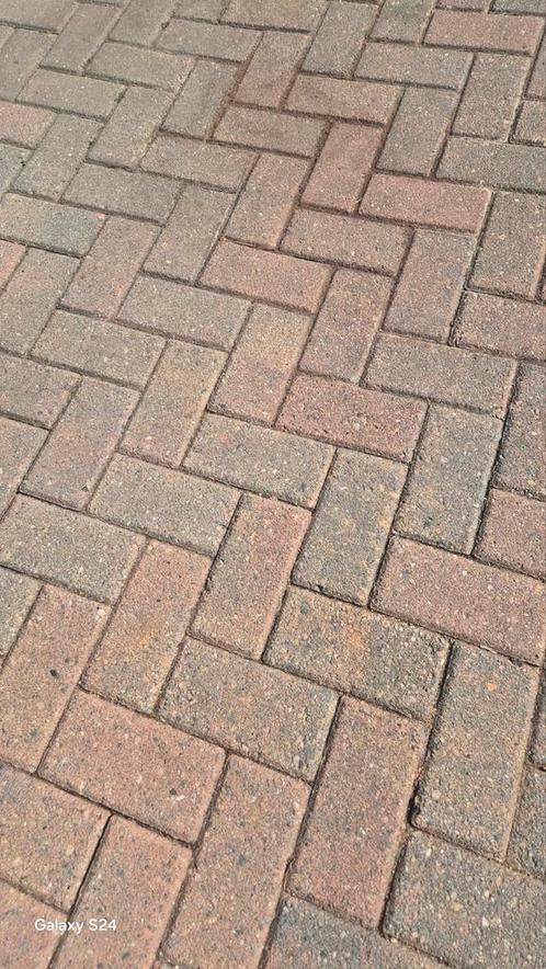 Klinker bkk gratis, Tuin en Terras, Tegels en Klinkers, Zo goed als nieuw, Klinkers, Beton, 10 m² of meer, Ophalen