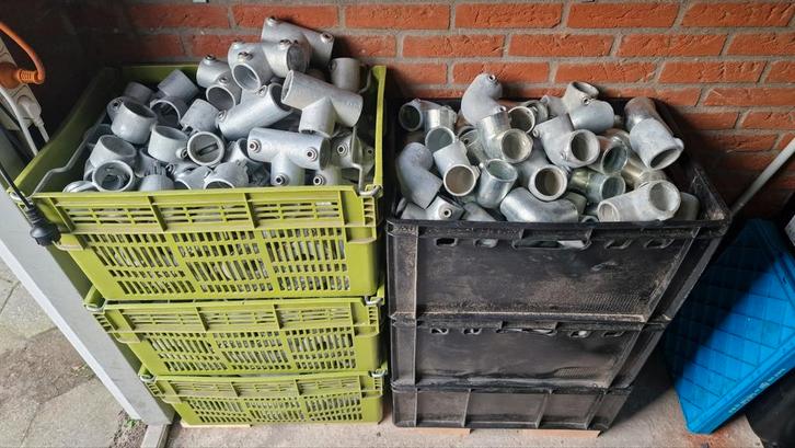 Steigerbuis buis koppelingen divers partij veel verschillend, Doe-het-zelf en Verbouw, Steigers, Zo goed als nieuw, Overige typen