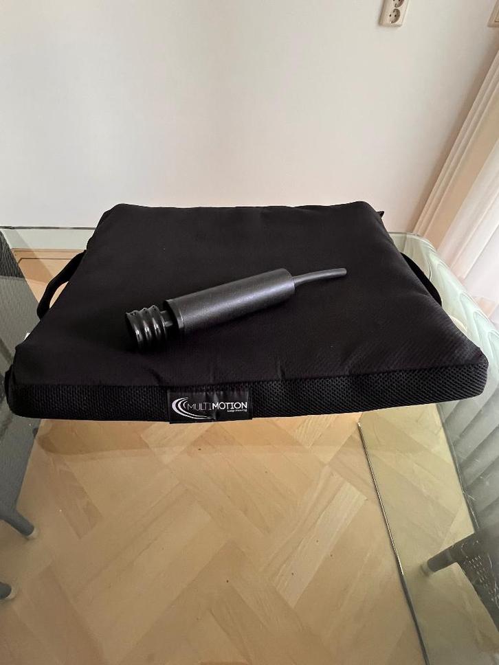 Anti-decubitus lucht zitkussen 47x41x5 cm, Diversen, Verpleegmiddelen, Zo goed als nieuw, Ophalen