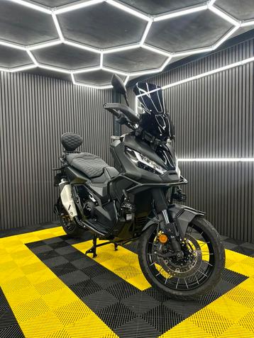 HONDA X-ADV 750 CUSTOMIZING BEUGELS ZADELS UITLATEN beschikbaar voor biedingen