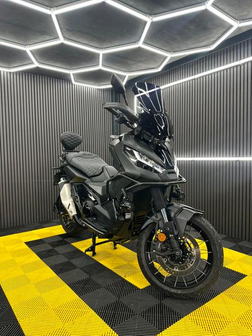 HONDA X-ADV 750 CUSTOMIZING BEUGELS ZADELS UITLATEN, Motoren, Tuning en Styling, Ophalen