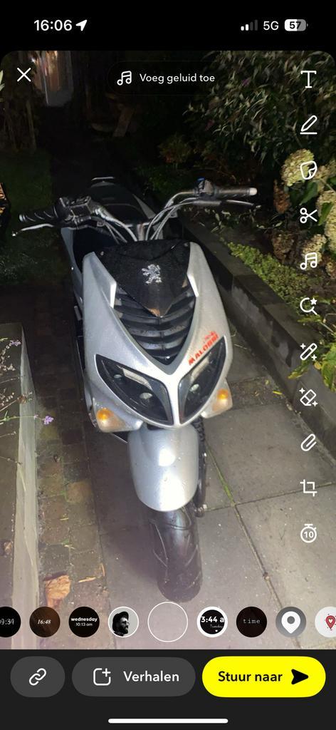 Gezocht, loop of sloop, Fietsen en Brommers, Scooters | Peugeot, Gebruikt, Overige modellen, Benzine, Ophalen of Verzenden