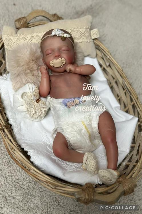 Reborn baby klein  salia 30 cm, Verzamelen, Poppen, Nieuw, Babypop, Levensecht of Reborn, Verzenden