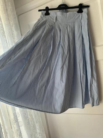 Zomers scandinavisch blauw wit gestreepte wijde rok Zara M beschikbaar voor biedingen