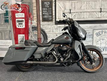 HARLEY-DAVIDSON STREET GLIDE FLHX (bj 2016) beschikbaar voor biedingen