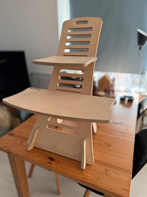 Stabureau van By Ed Works, Computers en Software, Laptopstandaarden, Zo goed als nieuw, Ophalen