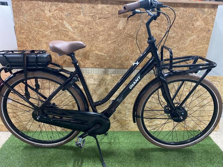GIANT TRIPLE X E+1 2023 DAMES TRANSPORT FIETS 55 CM 7V 400WH, Fietsen en Brommers, Fietsen | Dames | Damesfietsen, Zo goed als nieuw
