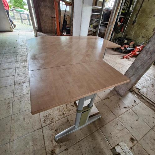 Bureau, Huis en Inrichting, Bureaus, Gebruikt, Bureau, In hoogte verstelbaar, Ophalen