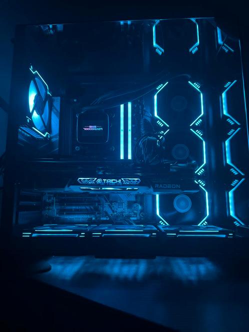 High-End Gaming| 9800X3D | ASRock Taichi 7900 XTX 360mm LCD, Computers en Software, Desktop Pc's, Zo goed als nieuw, 4 Ghz of meer