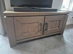 Massief houten tv meubel (zeer nette staat), Huis en Inrichting, Kasten | Dressoirs, Ophalen, 100 tot 150 cm, Zo goed als nieuw
