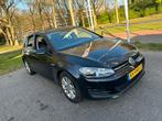 Volkswagen Golf 1.0 TSI 110pk 5D 2016, Auto's, Voorwielaandrijving, 610 kg, Origineel Nederlands, Handgeschakeld