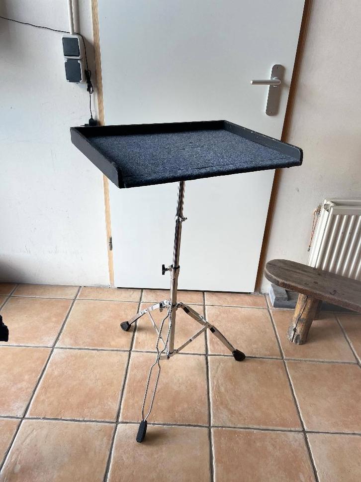 Thomann PT-1000 Percussion Table, Muziek en Instrumenten, Standaards, Gebruikt, Drums of Percussie, Overige instrumenten, Ophalen