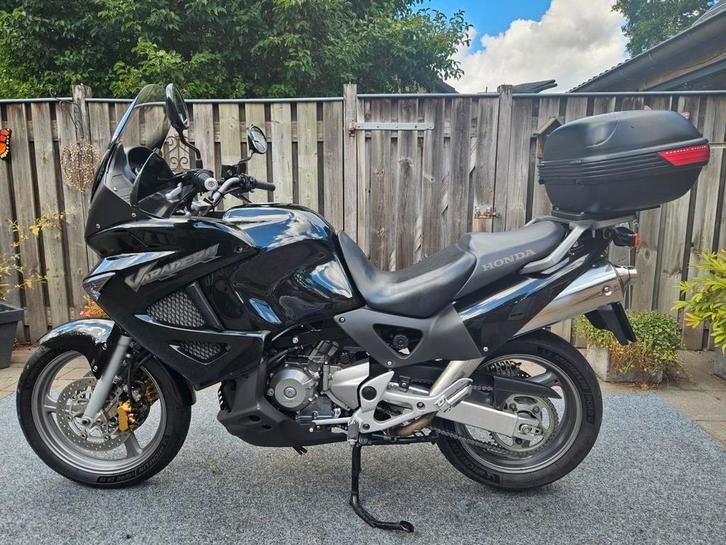 PRACHTIGE HONDA VARADERO XL 1000V/A INJECTIE & ABS., Motoren, Motoren | Honda, Particulier, Toermotor, meer dan 35 kW, 2 cilinders