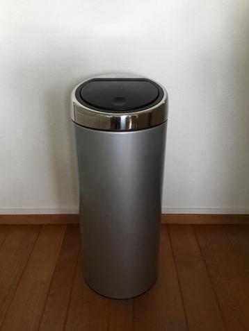 Brabantia touch bin prullenbak 30 liter beschikbaar voor biedingen