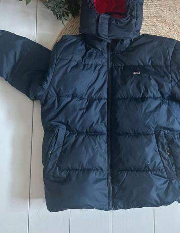 Tommy Hilfiger Winterjas Maat M beschikbaar voor biedingen