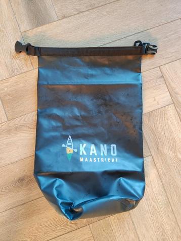 Dry bag beschikbaar voor biedingen