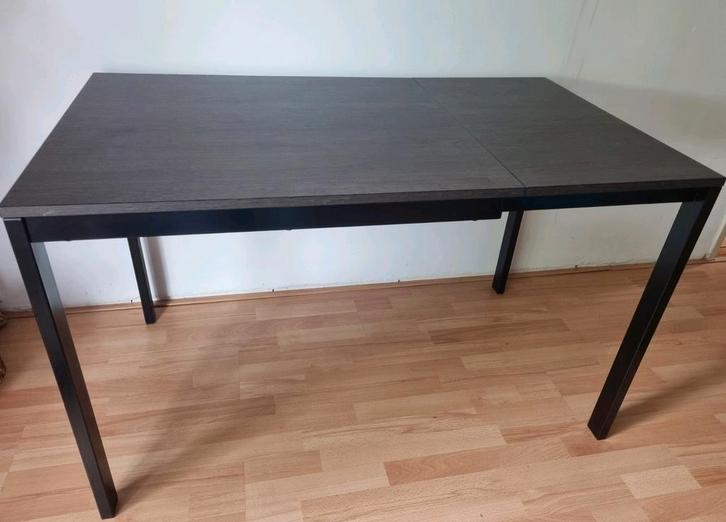 Tafel zwarte en donkerbruine look, Huis en Inrichting, Tafels | Eettafels, Zo goed als nieuw, 50 tot 100 cm, 100 tot 150 cm, Vier personen