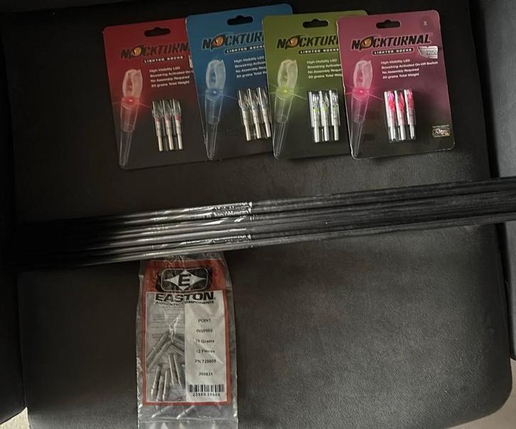 Pijlen set voor boogschieten, Sport en Fitness, Handboogschieten, Nieuw, Pijlen, Ophalen of Verzenden