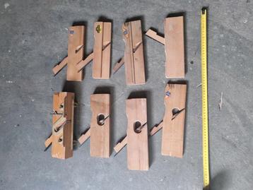 8 stuks houten blokschaven beschikbaar voor biedingen