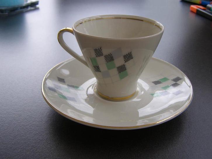 Retro! Spenzo Porselein, Kop en schotel met ruitmotief ‘40, Antiek en Kunst, Antiek | Porselein, Ophalen of Verzenden