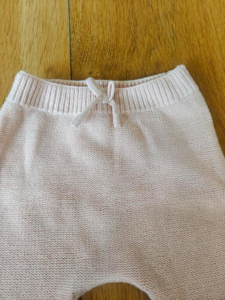 Zara Zacht roze baby Knit Broekje met Voetjes - Maat 62, Kinderen en Baby's, Babykleding | Maat 62, Zo goed als nieuw, Meisje