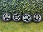 Winterset 17" - 215/55 R17 98V - Volkswagen Passat GTE o.a., Auto-onderdelen, Banden en Velgen, Ophalen, Banden en Velgen, 17 inch