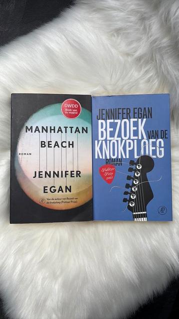 Jennifer Egan - Manhattan Beach & Bezoek van de Knokploeg beschikbaar voor biedingen