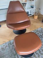 Artifort F510 fauteuil + poef - oranje leer, Ophalen, Zo goed als nieuw, Mid-century modern / designklassieker uit de jaren 60