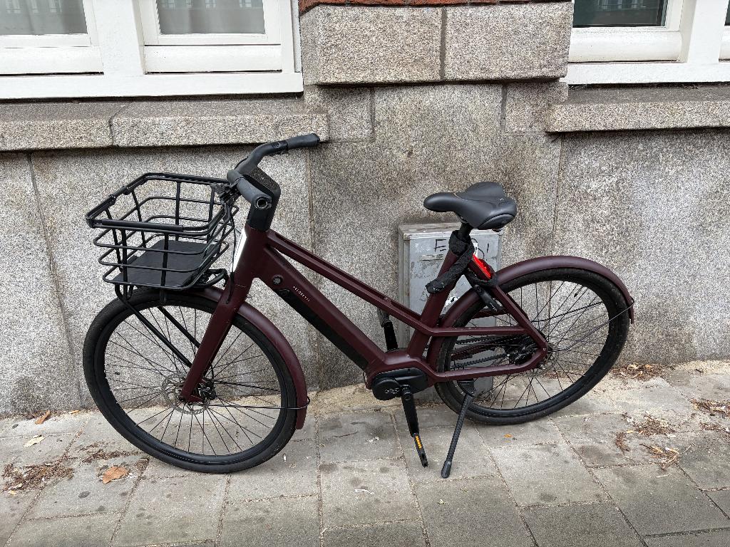Veloretti e-bike Ivy Two Pro Dark Ruby, Fietsen en Brommers, Elektrische fietsen, 55 tot 59 cm, Ophalen, Zo goed als nieuw, Veloretti