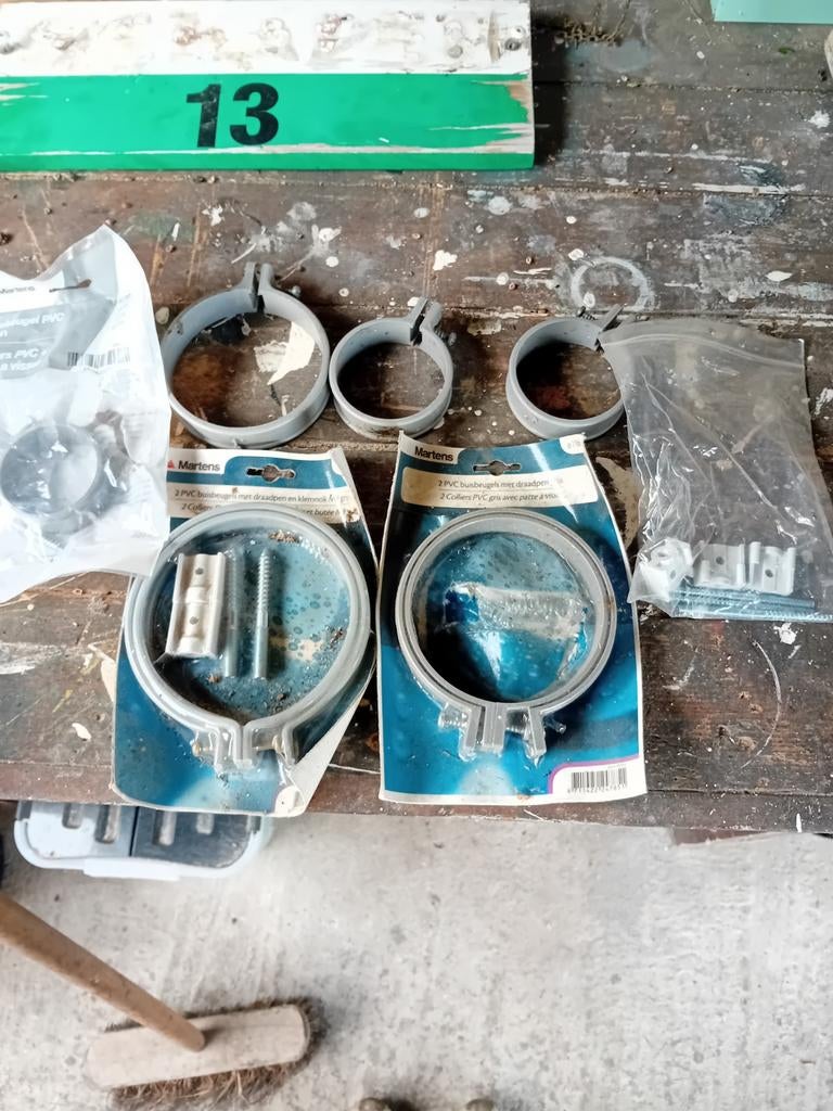 Hemelwaterafvoer beugels., Ophalen, Afvoer, Pvc, Nieuw