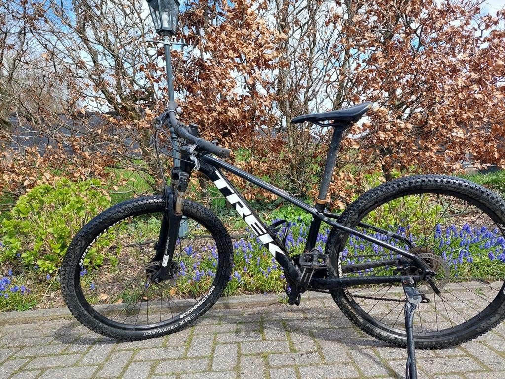 Trek Marlin 5 zwart mountainbike, Ophalen, Gebruikt, Trek