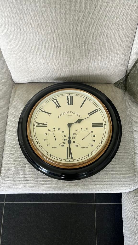 Riverdale klok vintage look, Huis en Inrichting, Woonaccessoires | Klokken, Ophalen, Zo goed als nieuw, Wandklok