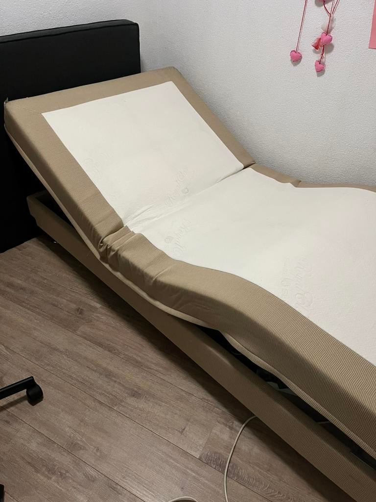 Elektrische/oudere eenpersoonsbed, Ophalen, Eenpersoons, Stof, 100 cm