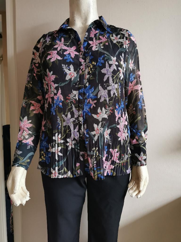 115 .. zgan blouse maat 44, Ophalen of Verzenden, Zo goed als nieuw, Overige kleuren, Blouse of Tuniek