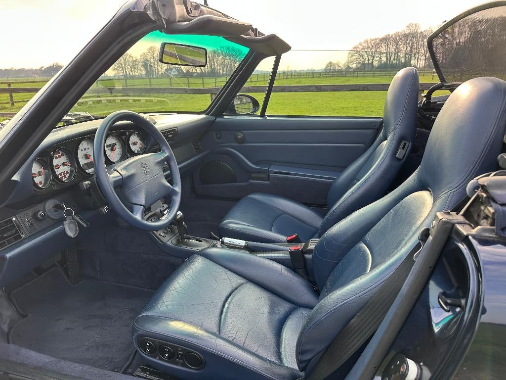 Porsche 911 993 3.6 Carrera Cabriolet Tiptronic 99.497 km!!, Automaat, Achterwielaandrijving, Cabriolet, Blauw