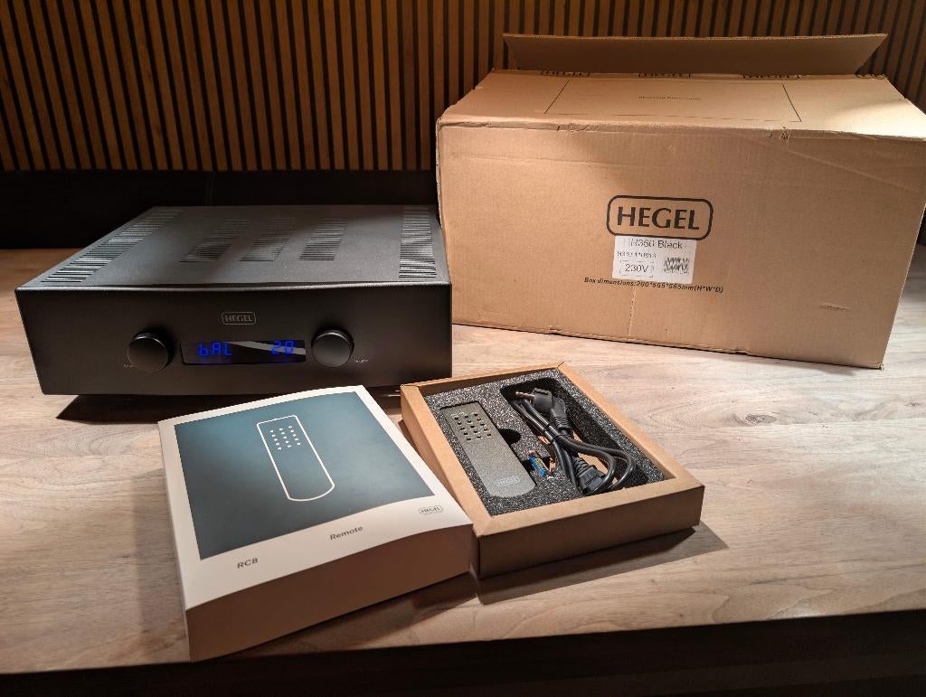 Hegel H360 in mint conditie, Audio, Tv en Foto, Versterkers en Receivers, Zo goed als nieuw, 120 watt of meer, Stereo, Ophalen