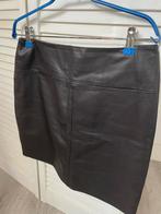 Donkerbruin kort leren rokje merk : PAUW, Kleding | Dames, Rokken, Bruin, Ophalen of Verzenden, Maat 36 (S), Gedragen