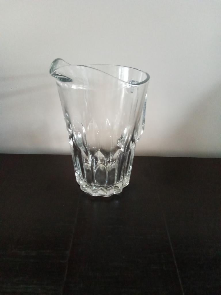 Bierkan , zware glazen schenkkan schenk kan
De hoogte is 23., Ophalen of Verzenden, Nieuw, Overige typen