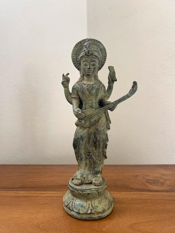 Oud bronzen beeld Hindu Godin Saraswati / Boedha kunst, Antiek en Kunst, Kunst | Niet-Westerse kunst, Ophalen of Verzenden