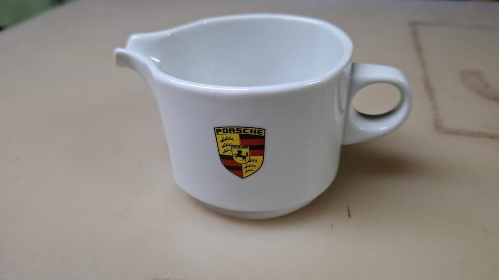 Porsche melkkannetje, Overige typen, Ophalen of Verzenden, Zo goed als nieuw, Overige stijlen