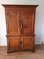 Antieke Engelse kast, Ophalen