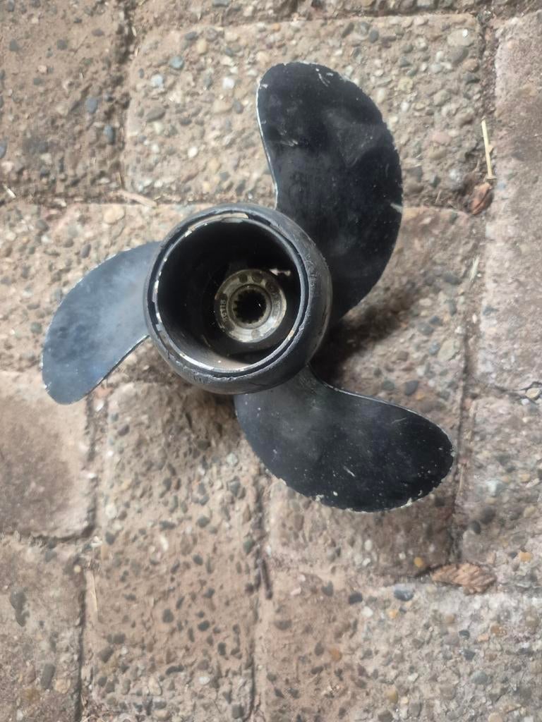 Schroef mercury 15 pk buitenboordmotor 2 takt, Watersport en Boten, ., Ophalen of Verzenden, Zo goed als nieuw, .