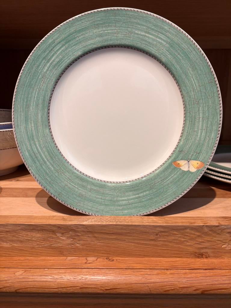 Wedgwood Sarah’s garden, 4 plates 28 cm, Huis en Inrichting, Keuken | Servies, Zo goed als nieuw, Bord(en), Wedgwood, Porselein