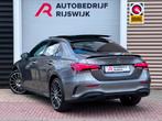 Mercedes-Benz A-klasse 250 e Premium AMG Pano/Burmester/HuD/, 12 maanden, Gebruikt, Alcantara, Lichtsensor