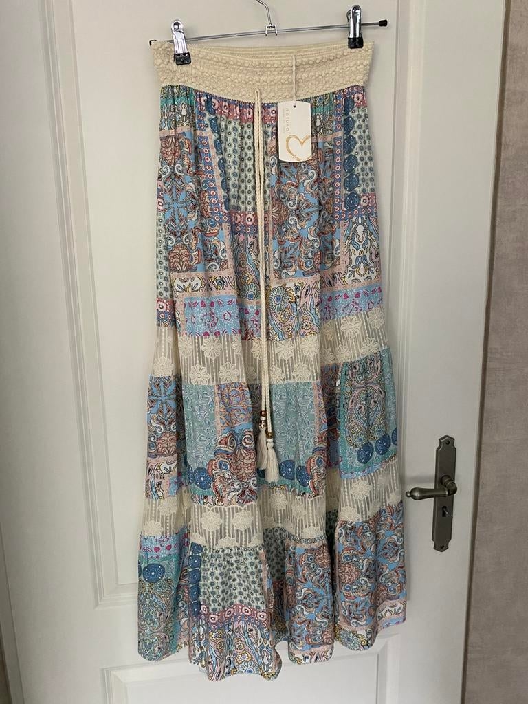 Nieuw prachtig Ibiza rokje, Kleding | Dames, Rokken, Ophalen of Verzenden, Nieuw, Maat 38/40 (M), Onder de knie