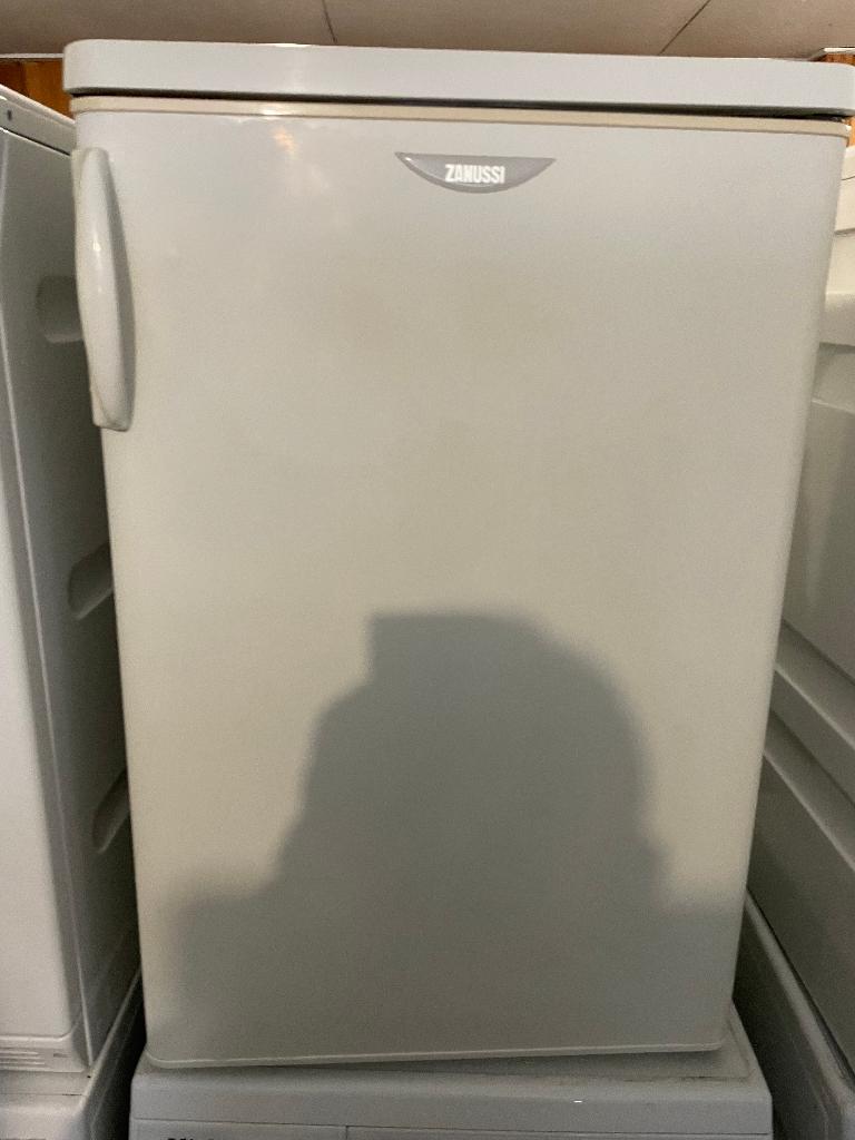 Zanussi kelkast tafel model, Ophalen, Minder dan 85 cm, 100 tot 150 liter, 45 tot 60 cm