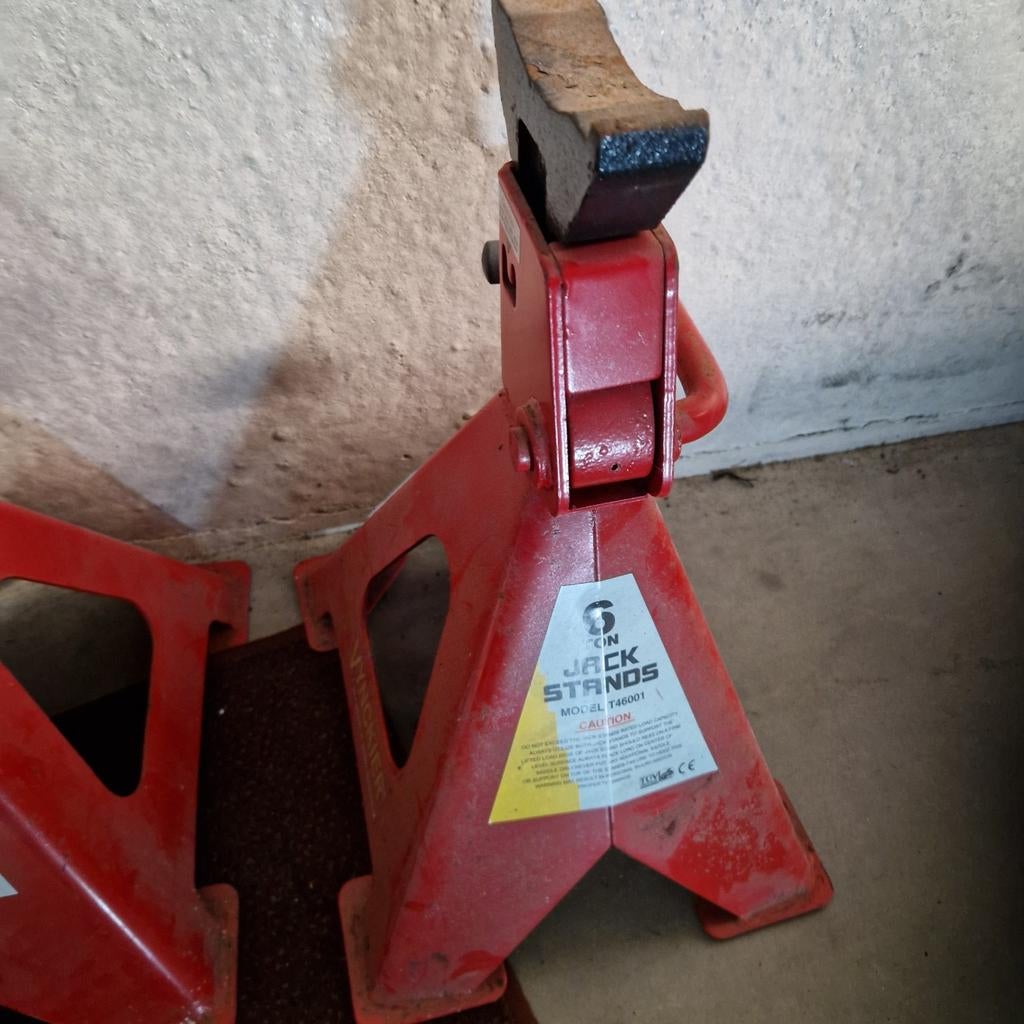 Assteun 6 ton, Ophalen, Manueel, Garagekrik